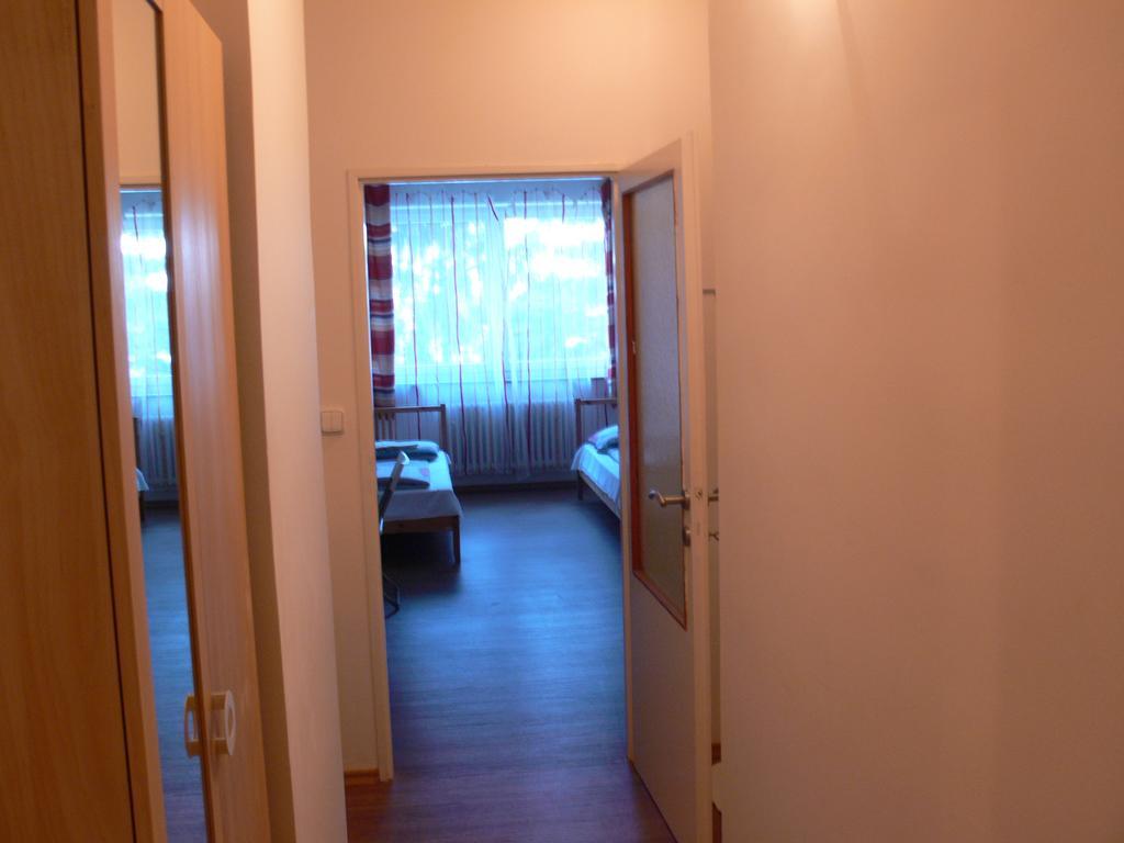 Lazza Motel Brno Bagian luar foto
